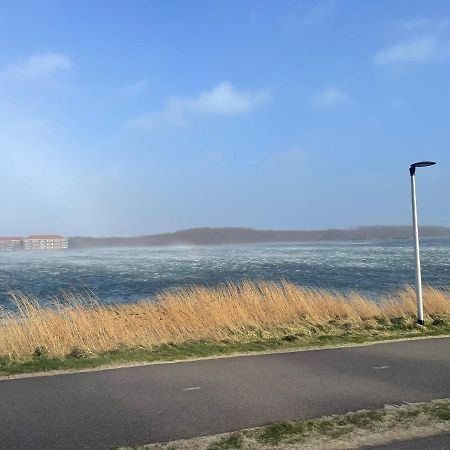 Vakantiewoning 100M Van Het Strand Met 1 Slaapkamer Westkapelle Exteriér fotografie